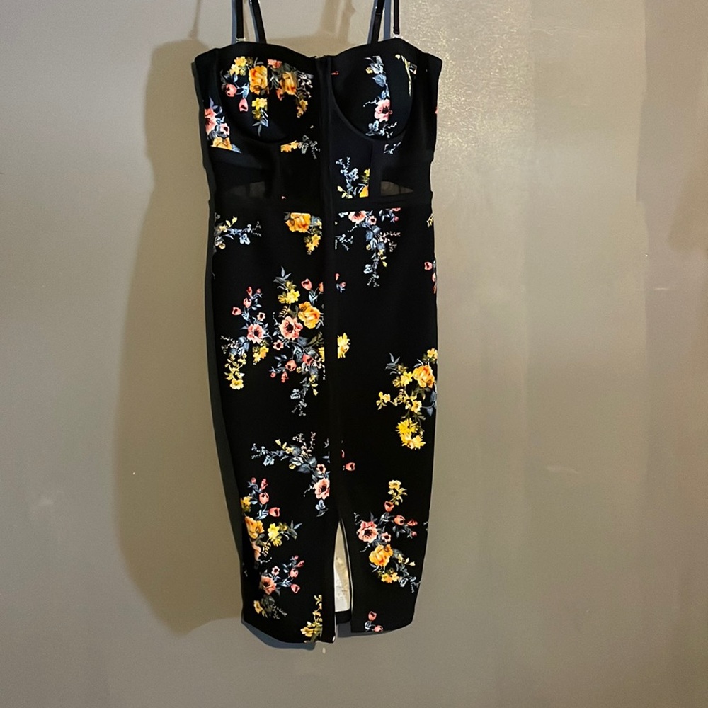 Material girl, Size large Flower dress black with colorful flowers